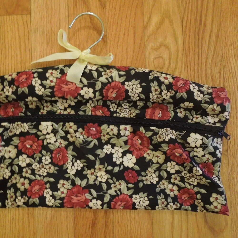 Floral Padded Hanger Secret Closet Safe